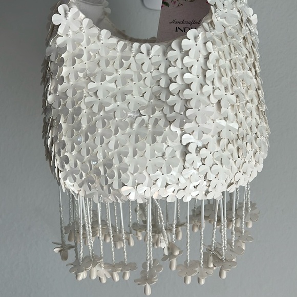 Handcrafted In India | Floral Beaded Handbag - Picture 4 of 8